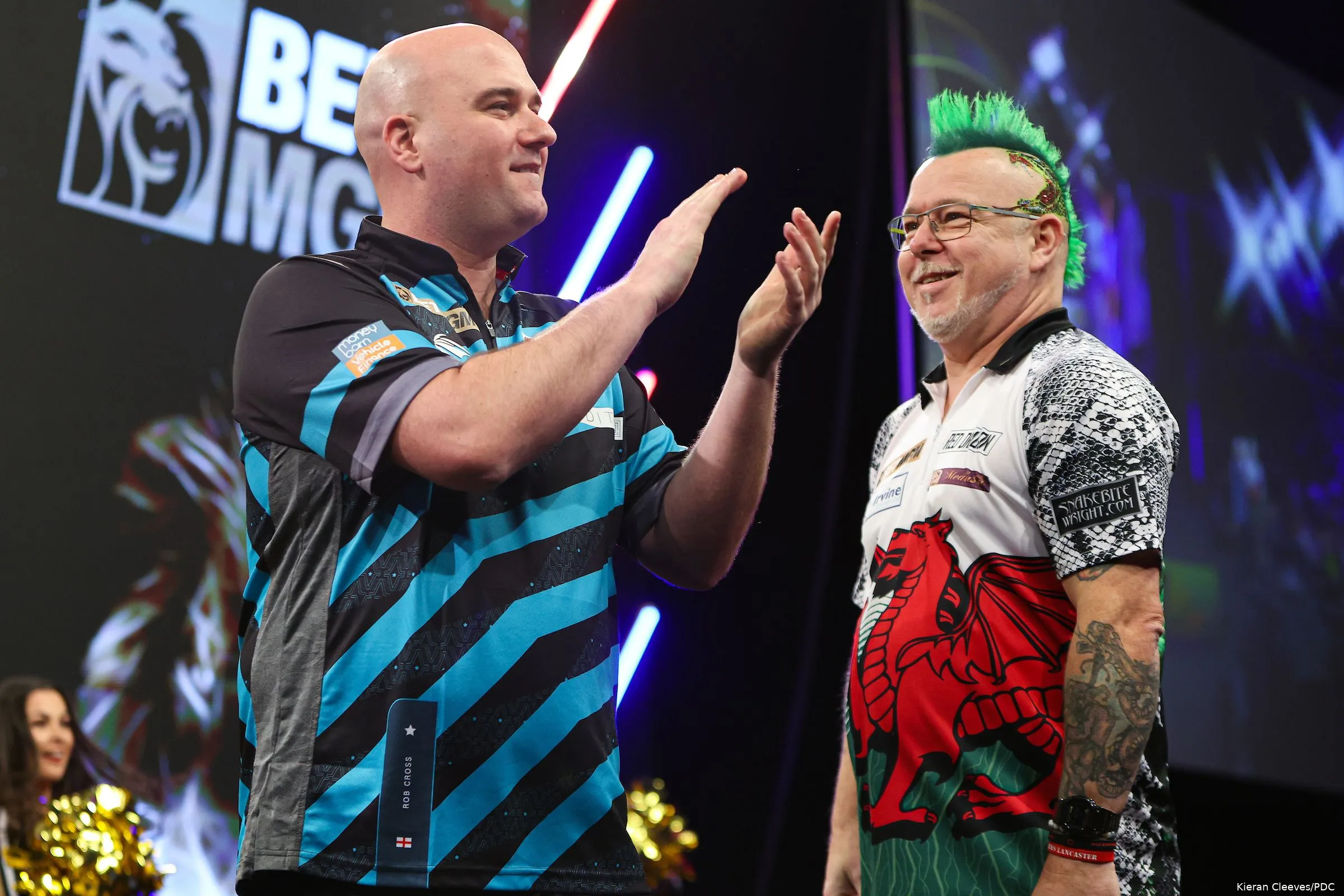 Peter Wright and Rob Cross with big wins to move into last sixteen at